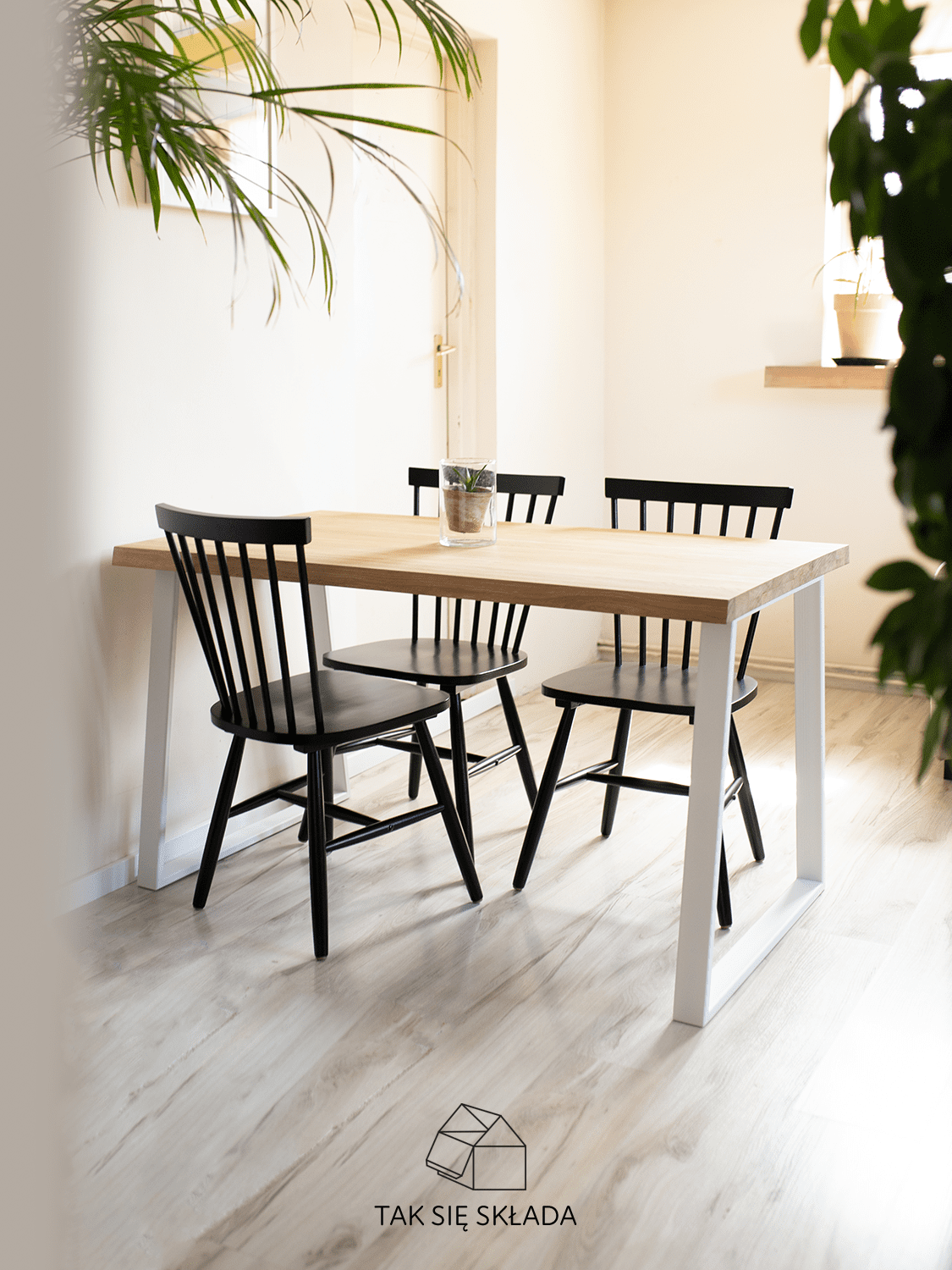 produkt stół industrialny z trapezowym stelażem