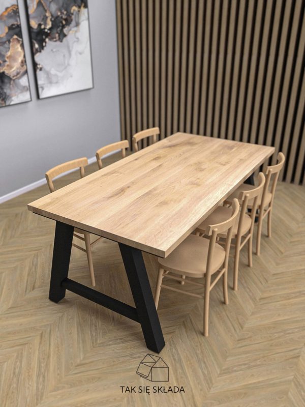 stół industrialny z solidną podstawą stół industrialny z solidną podstawą